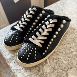 Stuart Weitzman Black Leather Pearl & Stud Slip-On Sneakers SZ 8